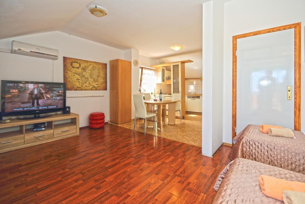 Apartmani Niki Hvar Hvar Town Rom bilde