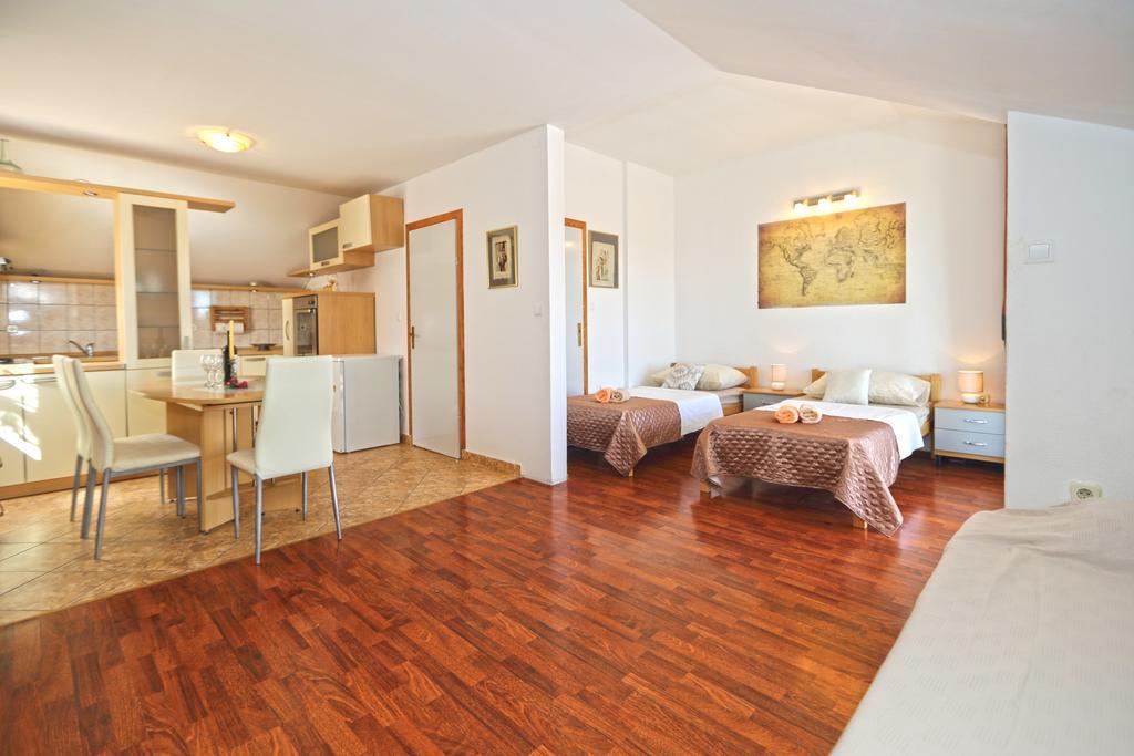 Apartmani Niki Hvar Hvar Town Rom bilde