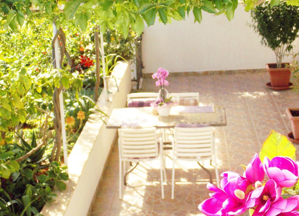 Apartmani Niki Hvar Hvar Town Eksteriør bilde